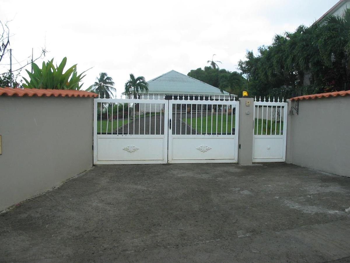Apartamento Petit Paradis Morne la Valeur Exterior foto