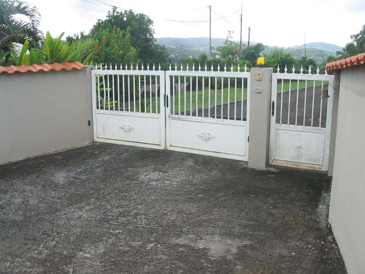 Apartamento Petit Paradis Morne la Valeur Exterior foto